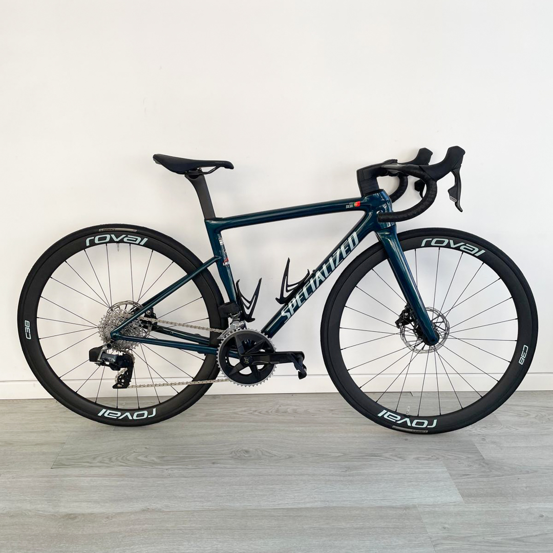 Roval C38 Disc 2019 - Gloss Specialized Green Seafom Graphics with Carbon Grey Background - Diecut Version