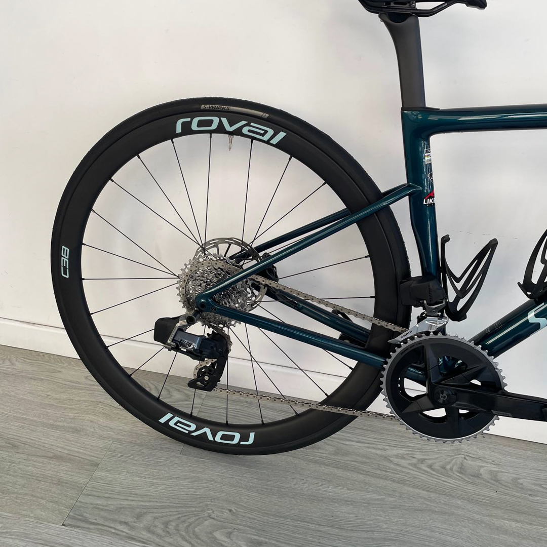 Roval C38 Disc 2019 - Gloss Specialized Green Seafom Graphics with Carbon Grey Background - Diecut Version