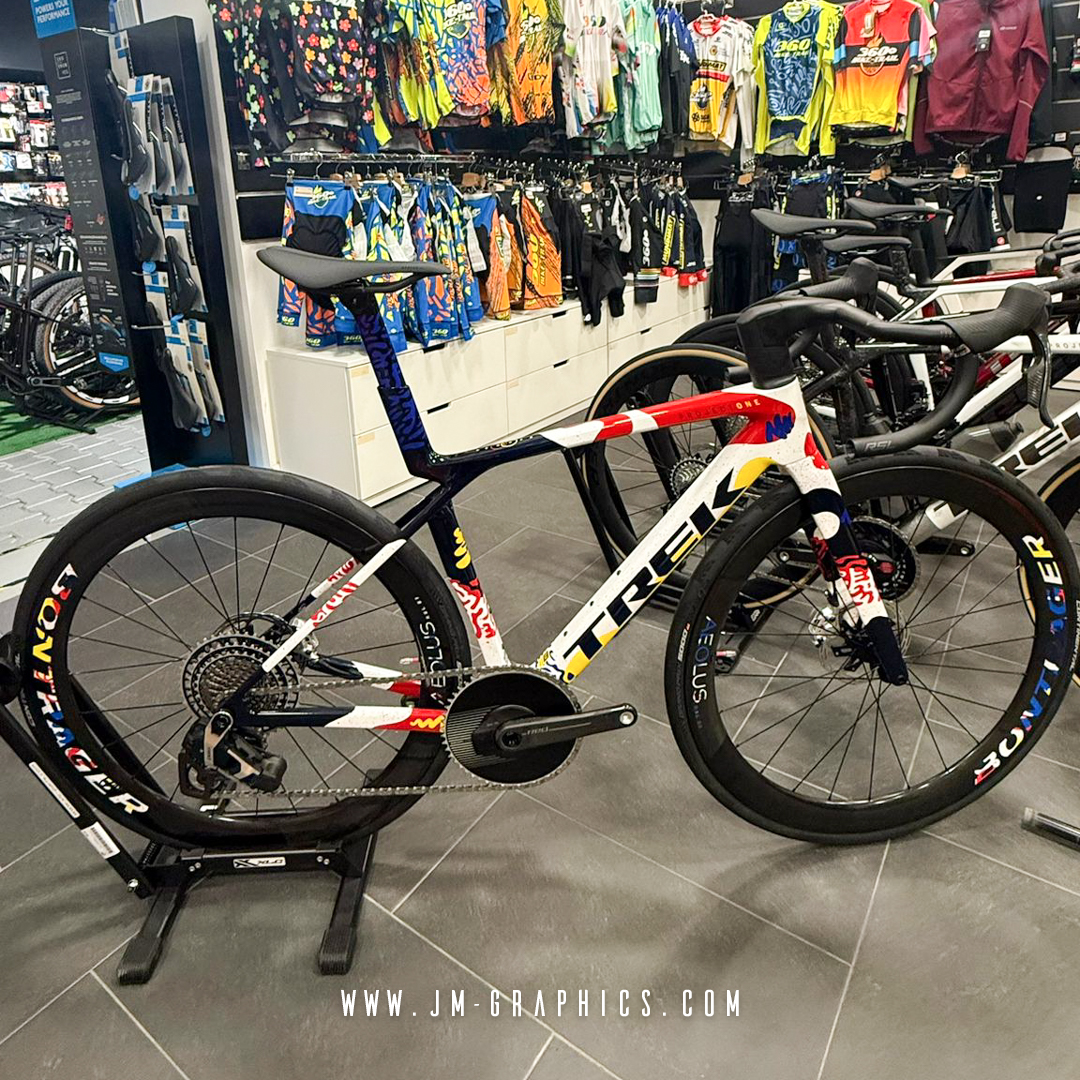 Bontrager Aeolus RSL 51 TLR Disc 2022 - JM Graphics