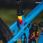 Pivot Shuttle AM 2023 - DT Swiss EB 1935 2020 - Fox 36 Performance 2021 - Fox Float X Performance EVOL 2022 - Gloss Gradient Yellow-Red-Magenta graphics with black background