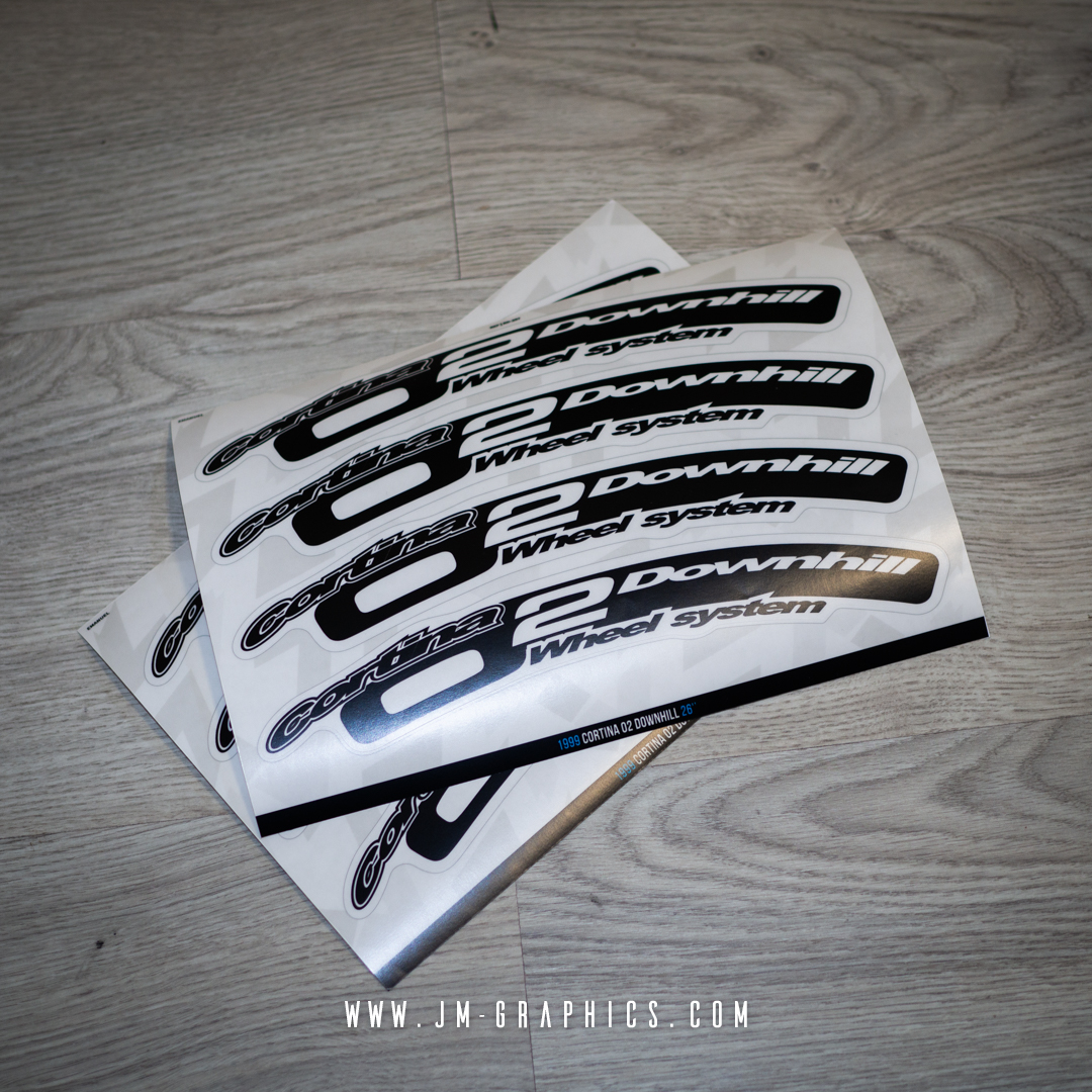 Cortina O2 Downhill 1999 - Matte Black graphics with clear background